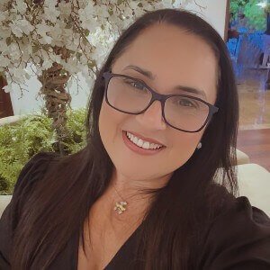 ELAINE FALCAO DE CASTRO